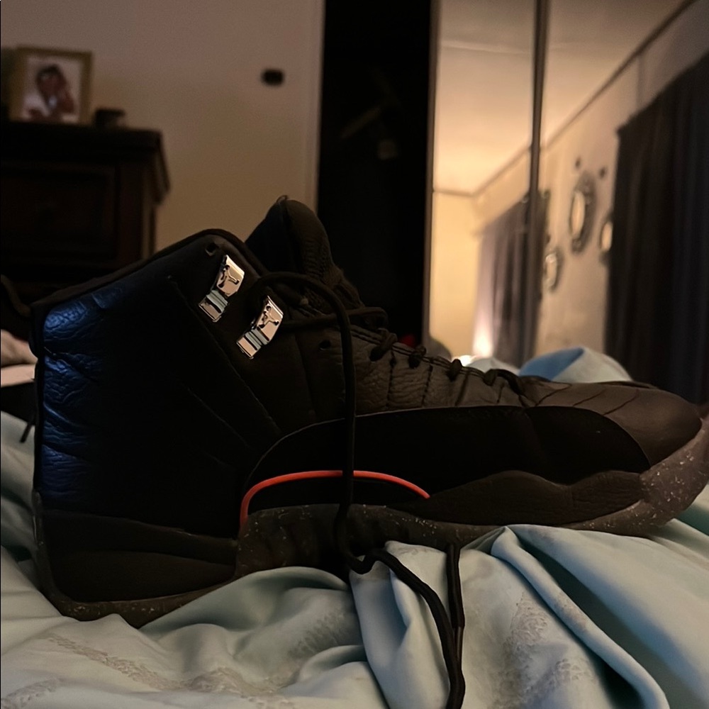 Women’s Black Athletic Shoes